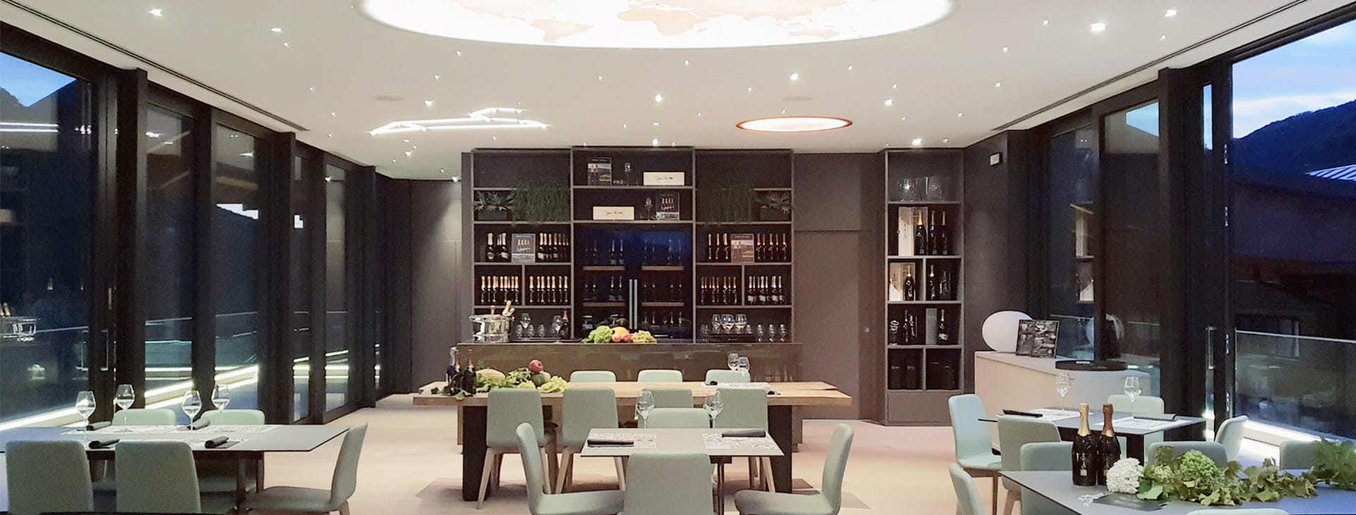 Arredo area degustazione cantina Nani Rizzi - la Gloria Home Design - Personal Interior Designer